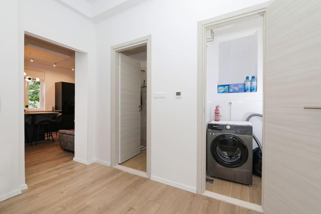 Tata Apartment Split Buitenkant foto